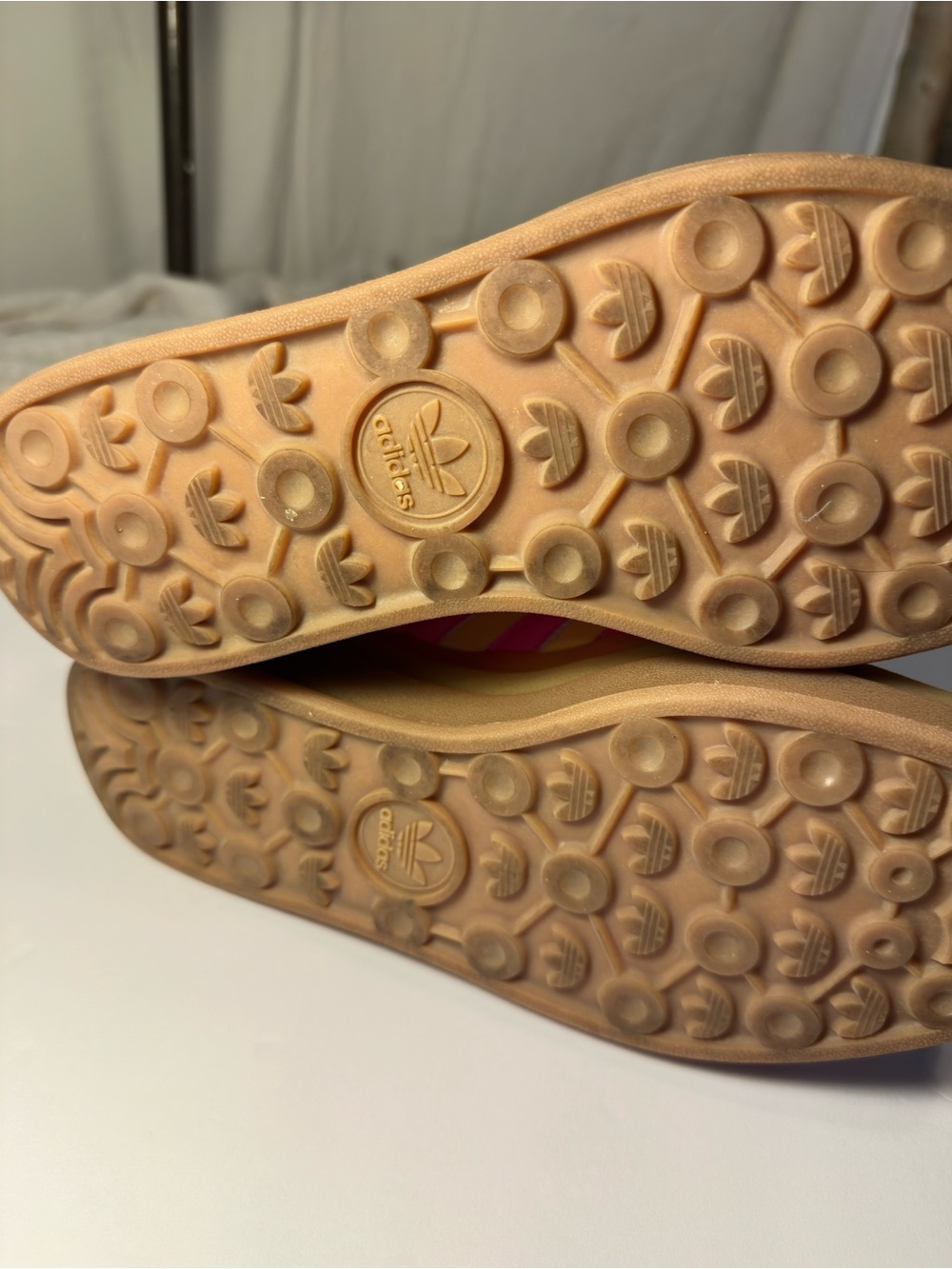 adidas Gazelle Bold Spark Lucid Pink Yellow Gum Platform Sneakers 8.5 IG4387 - Picture 7 of 11